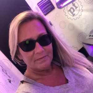 Meet your Posher, Keli